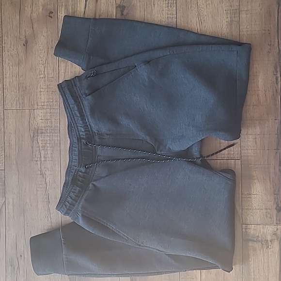 American Eagle Jogger Sweatpants - Picture 4 of 5